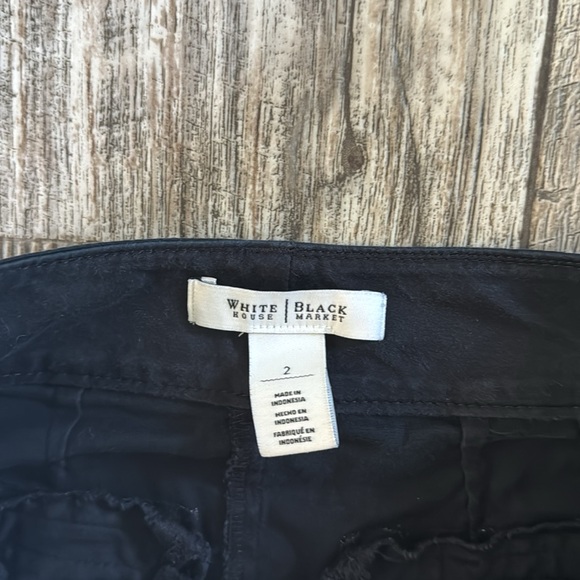 WHITE BLACK/HOUSE MARKET WOMEN BLACK SHORTS, SIZE 2 - Picture 4 of 12